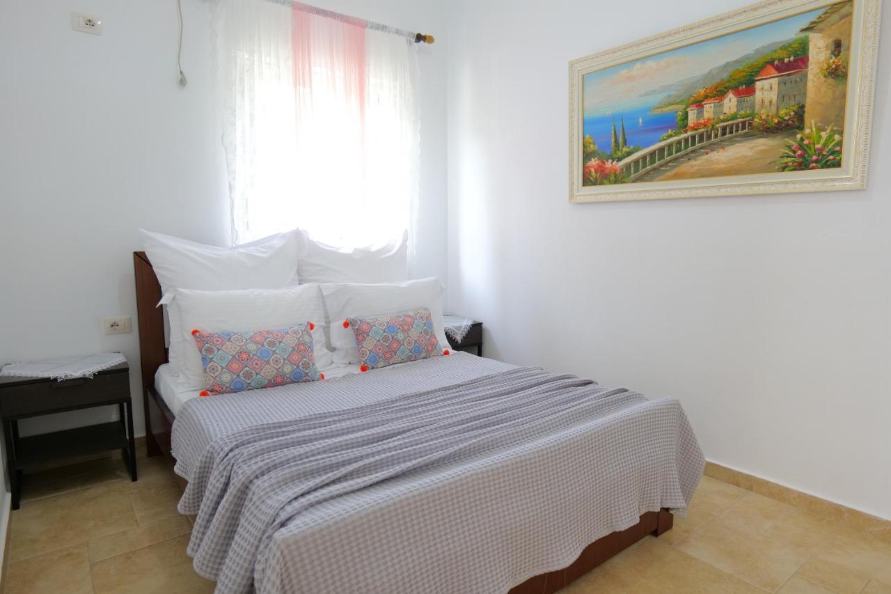 Kristal Apartments Ksamil Exterior photo