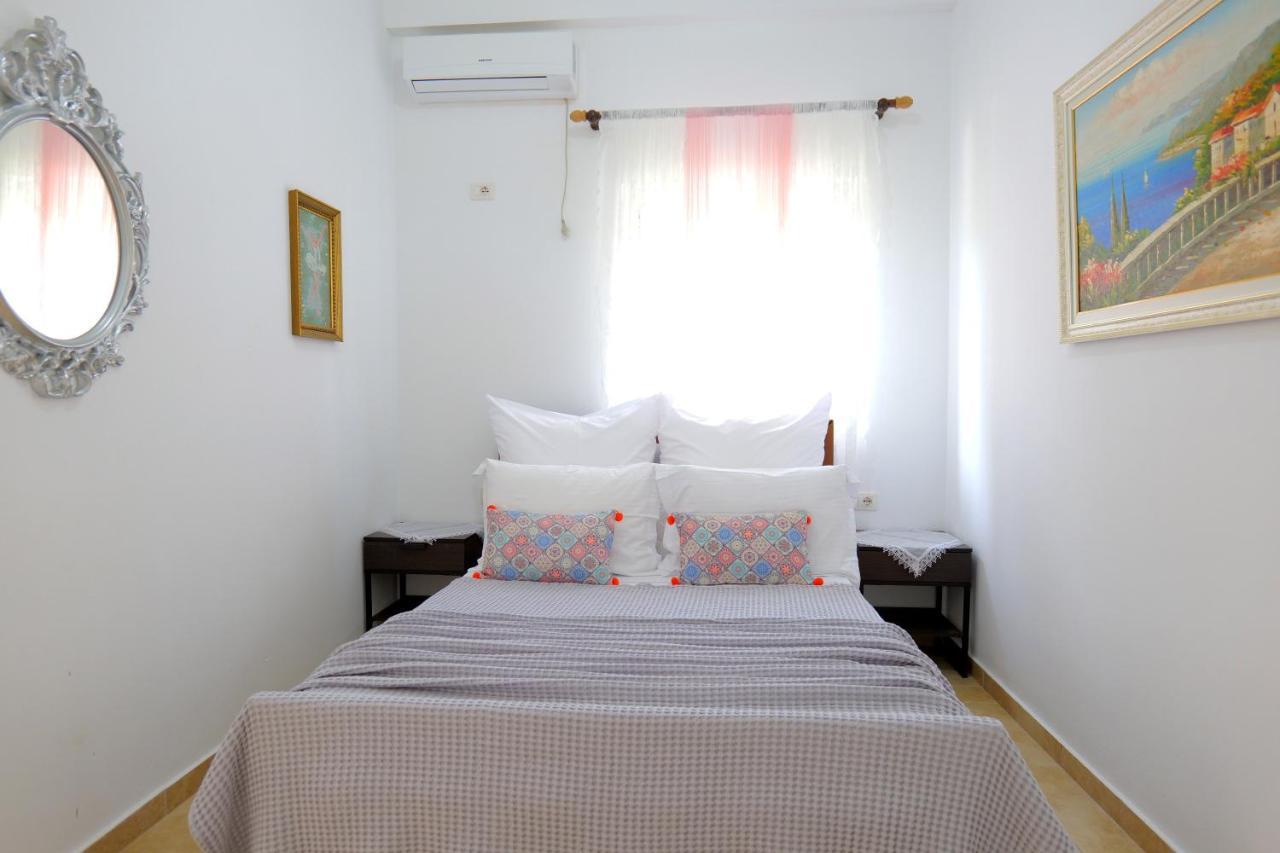 Kristal Apartments Ksamil Exterior photo